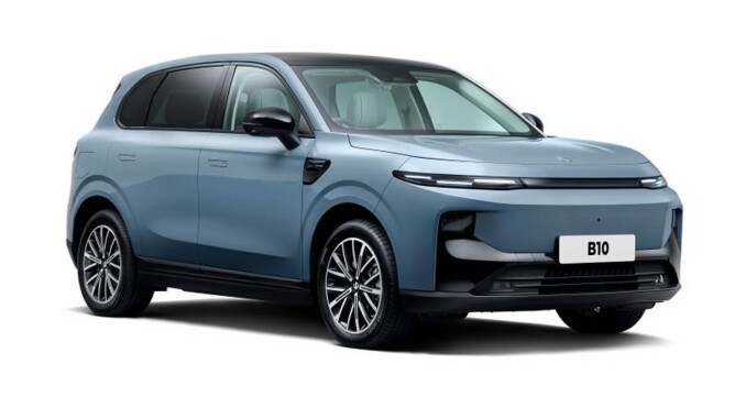 Leapmotor B10 160kW 70kWh 5dr Auto Electric Hatchback - Image 1